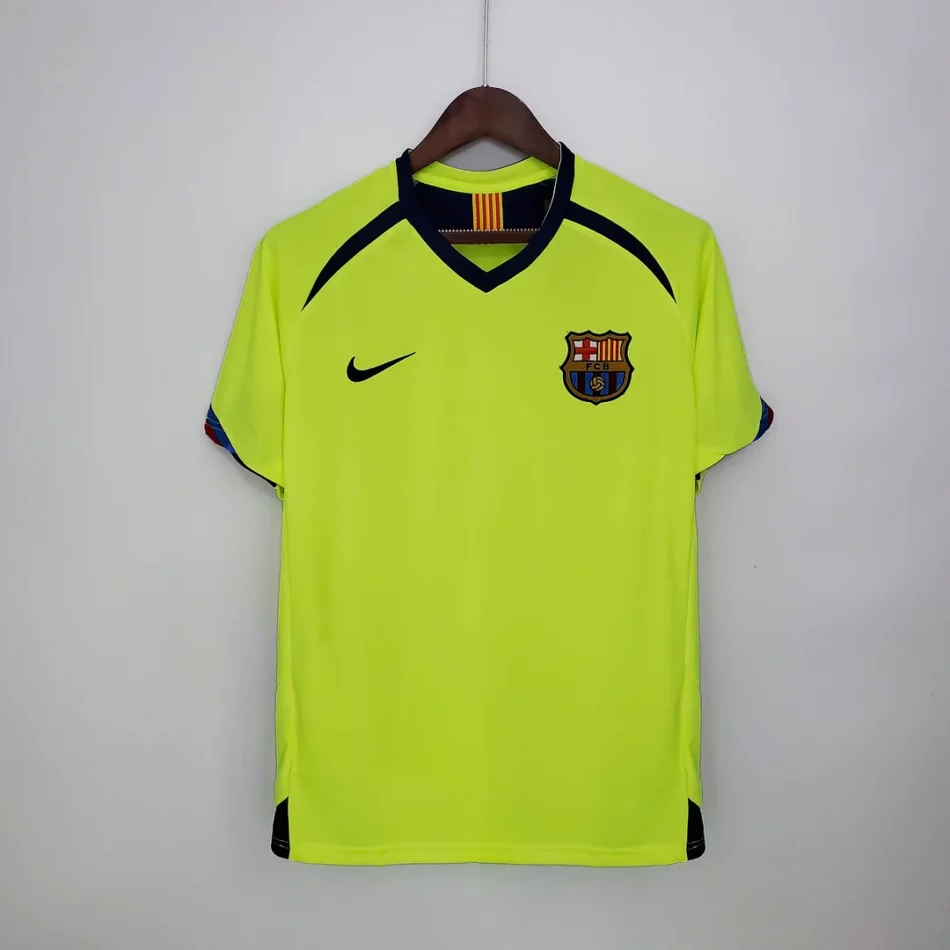 2005-2006 Retro Barcelona Away Football
