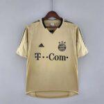 FC Bayern Munich 04-05 Away