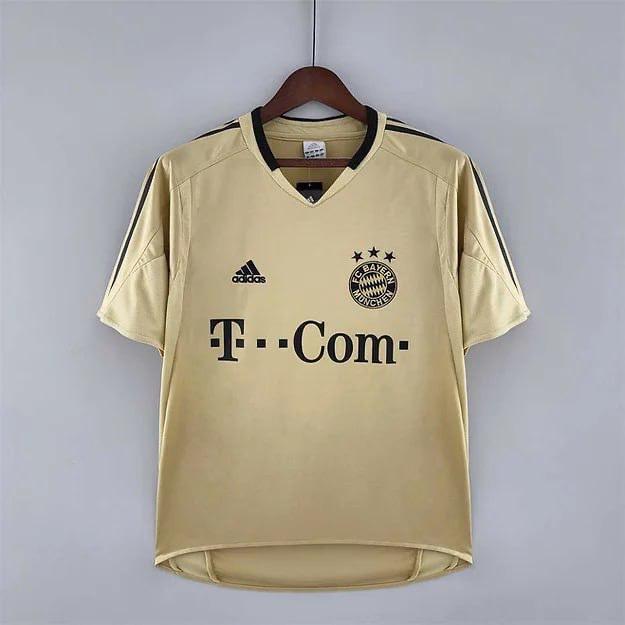 FC Bayern Munich 04-05 Away