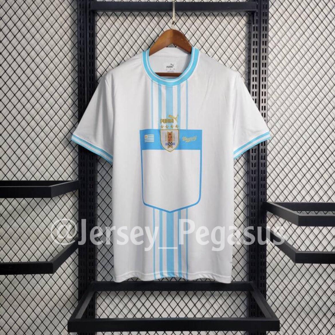 Uruguay 22-23 Away