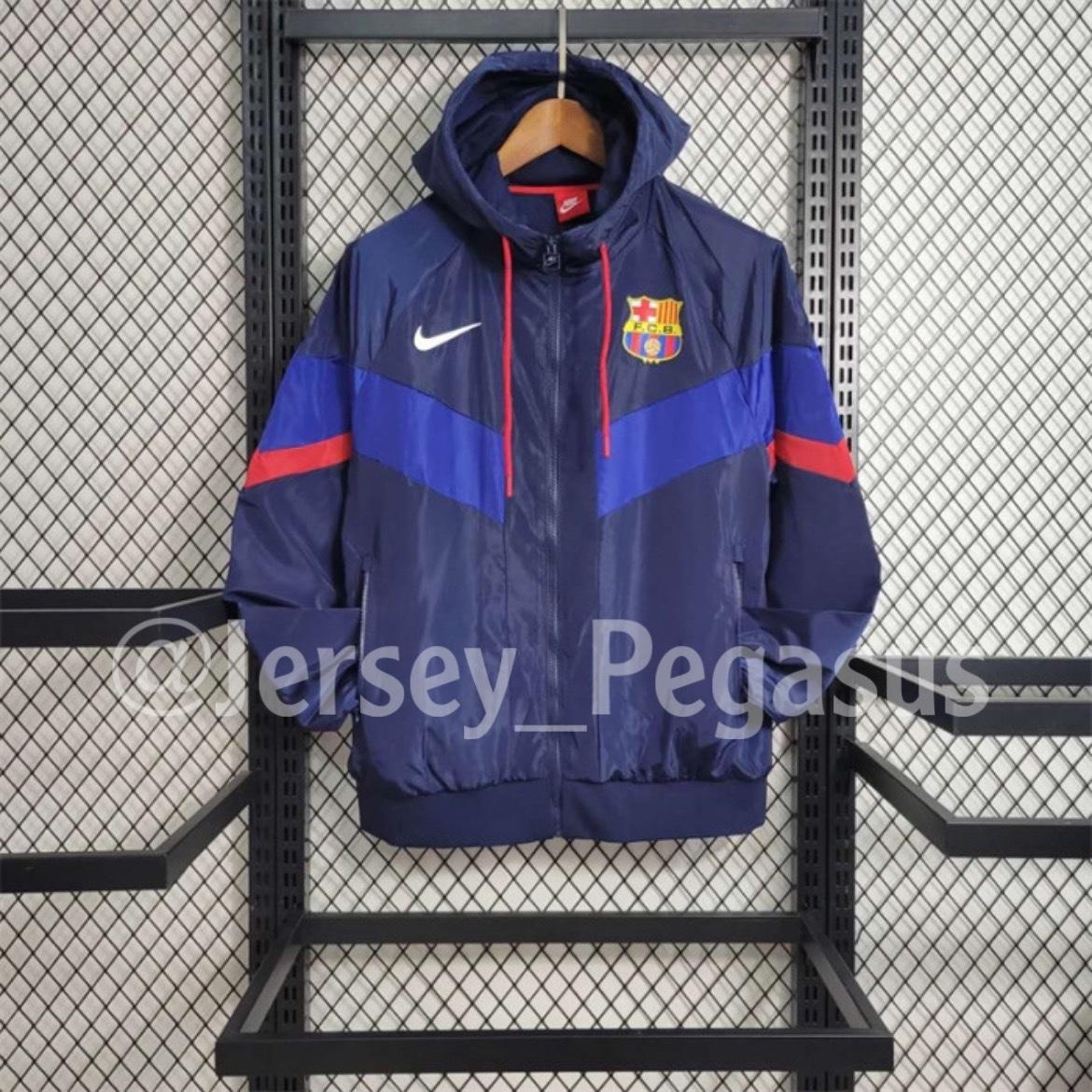 BARCRLONA WINDBREAKER