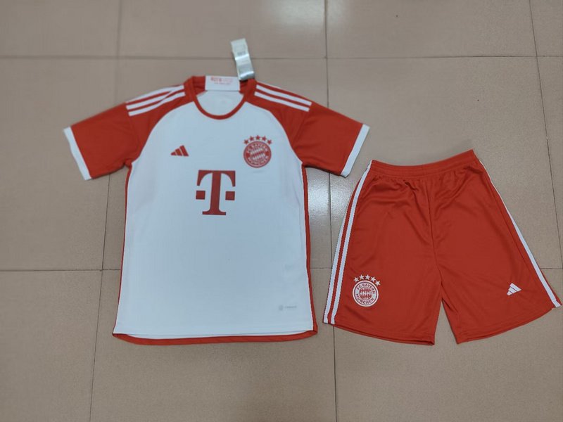 23-24 Bayern Home