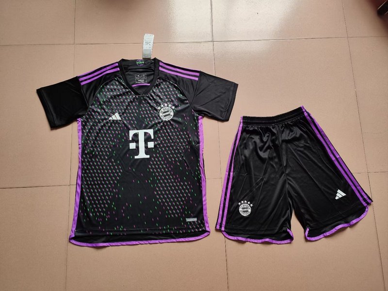 23-24 Bayern away