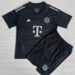 23-24 Bayern Black goalkeeper