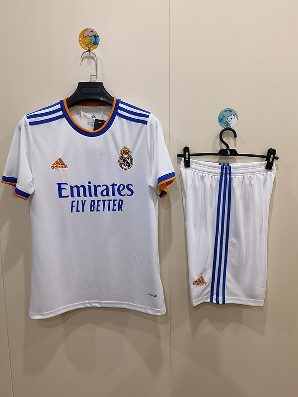 21-22 Real Madrid Home 21-22 Real Madrid Home