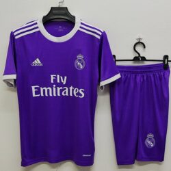 16-17 Real Madrid away