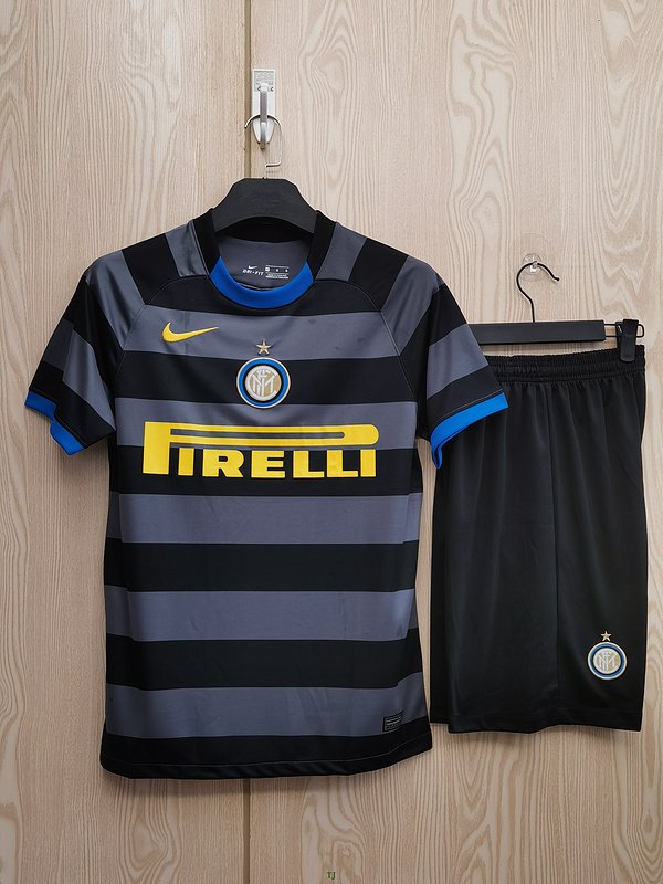 20-21 Inter Milan Second away