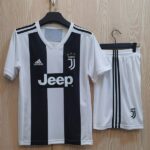 18-19 Juventus Home