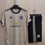 19-20 Manchester United away