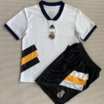 23-24 Real Madrid Retro Edition