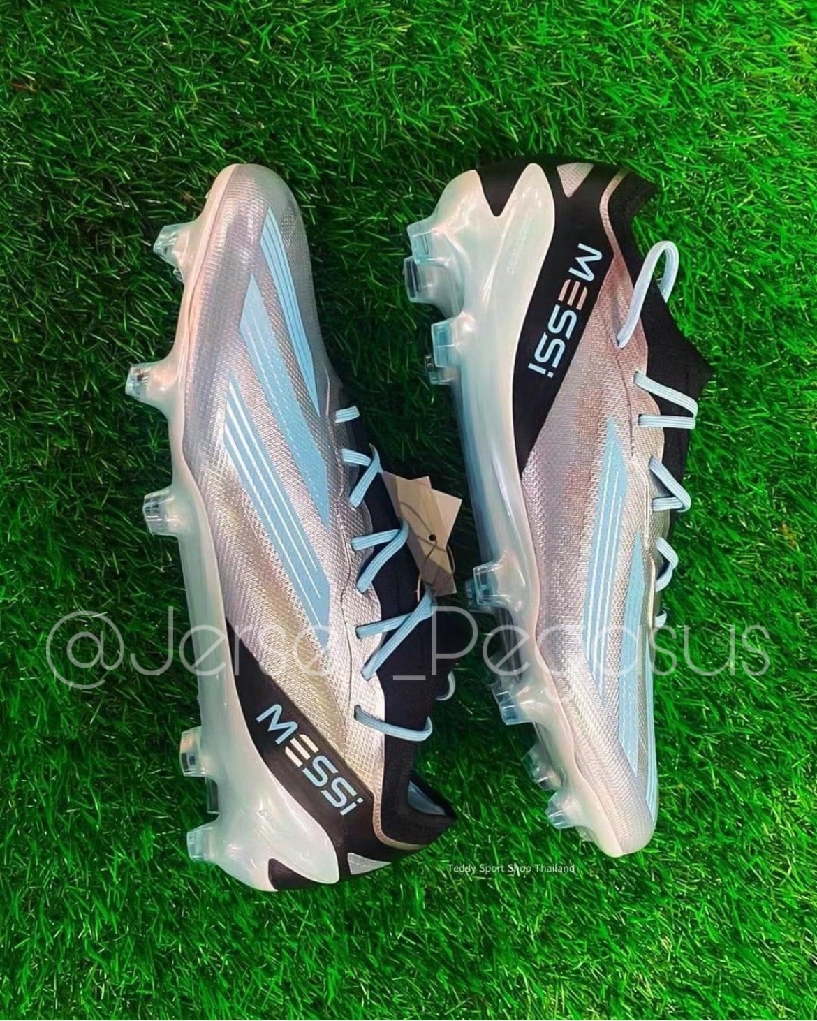 MESSI CRAZYFAST SIGNATURE BOOTS MESSI CRAZYFAST SIGNATURE BOOTS