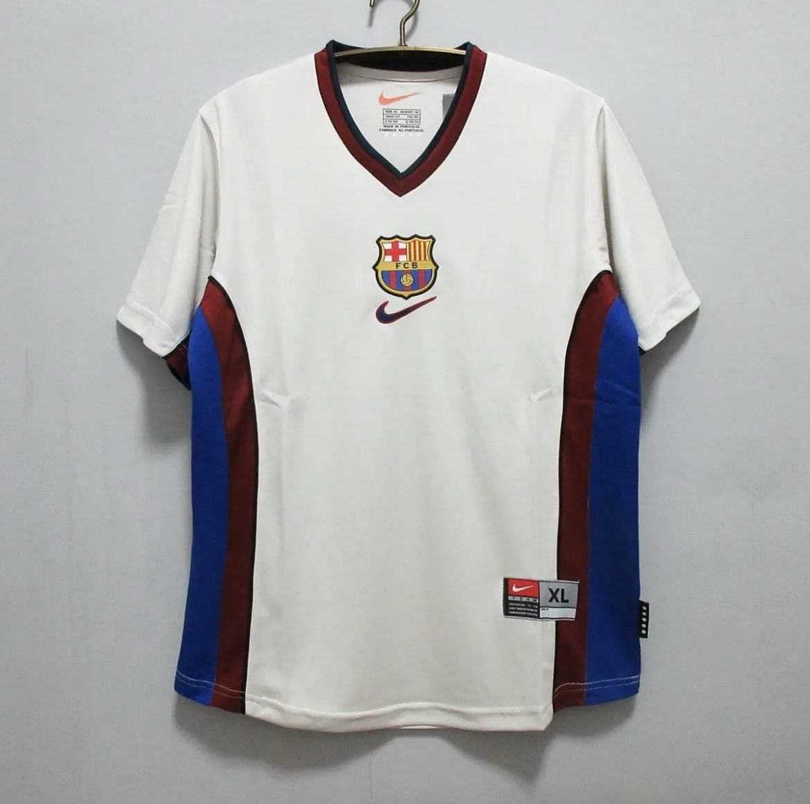 1998-1999 barcelona Away jersey