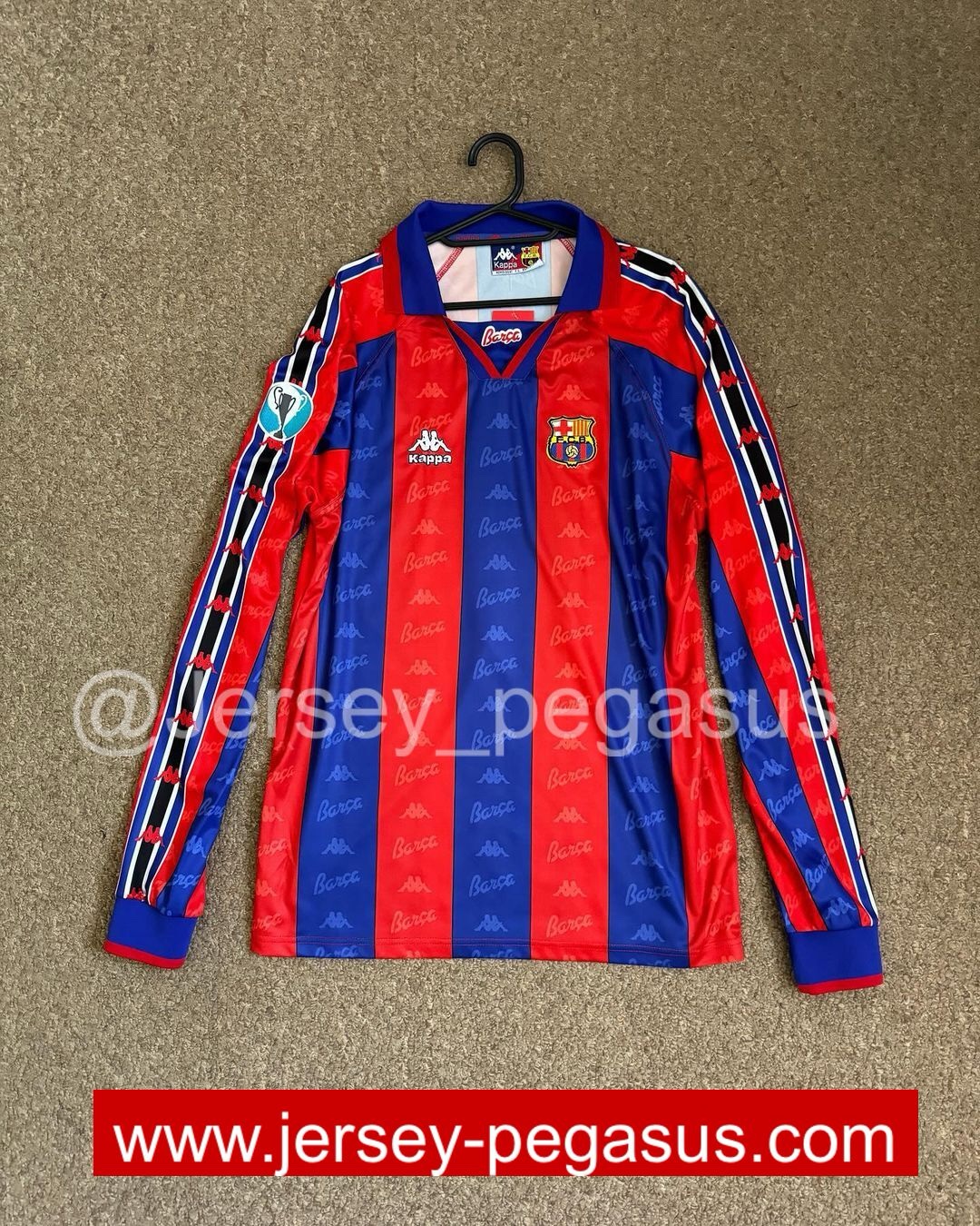 FC BARCELONA 1996-1997 THIRD JERSEY LONG SLEEVE FC BARCELONA 1996-1997 THIRD JERSEY LONG SLEEVE