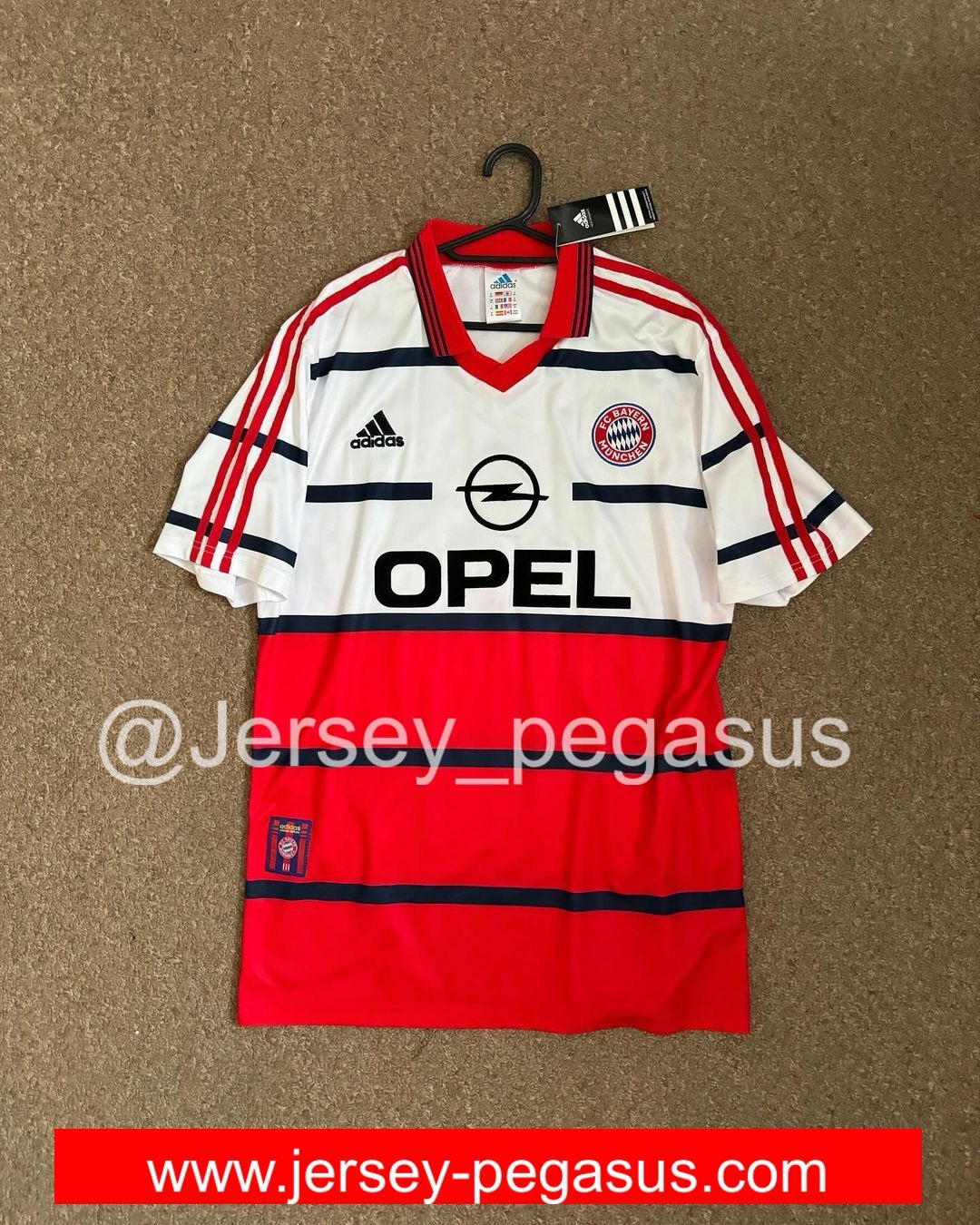 1998-2000 BAYERN MUNICH AWAY JERSEY