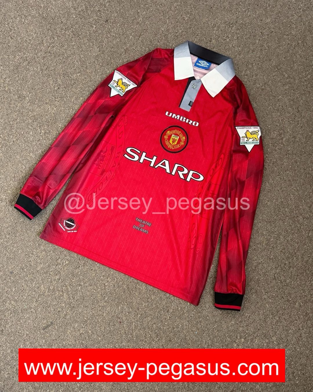 1996-1997 MANCHESTER UNITED HOME LONG SLEEVE JERSEY 1996-1997 MANCHESTER UNITED HOME LONG SLEEVE JERSEY