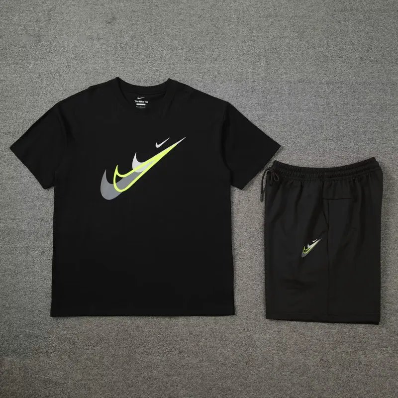 NIKE vest training suit 🔥 NIKE vest training suit 🔥