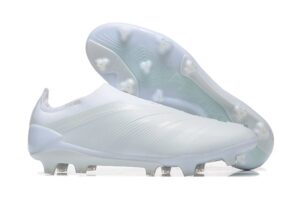 PREDATOR BOOTS
