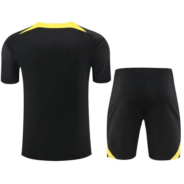 100fb0568ed563d2