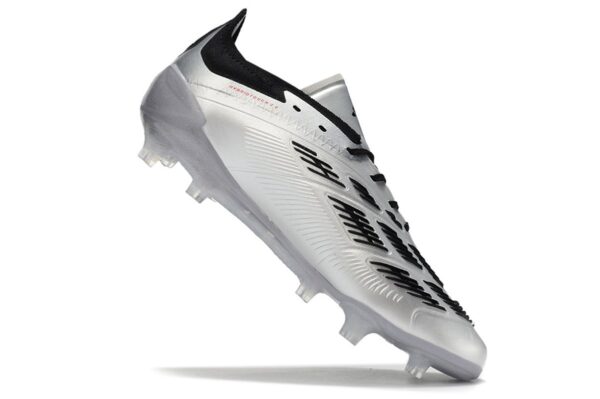 PREDATOR BOOTS