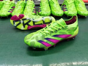 PREDATOR BOOTS