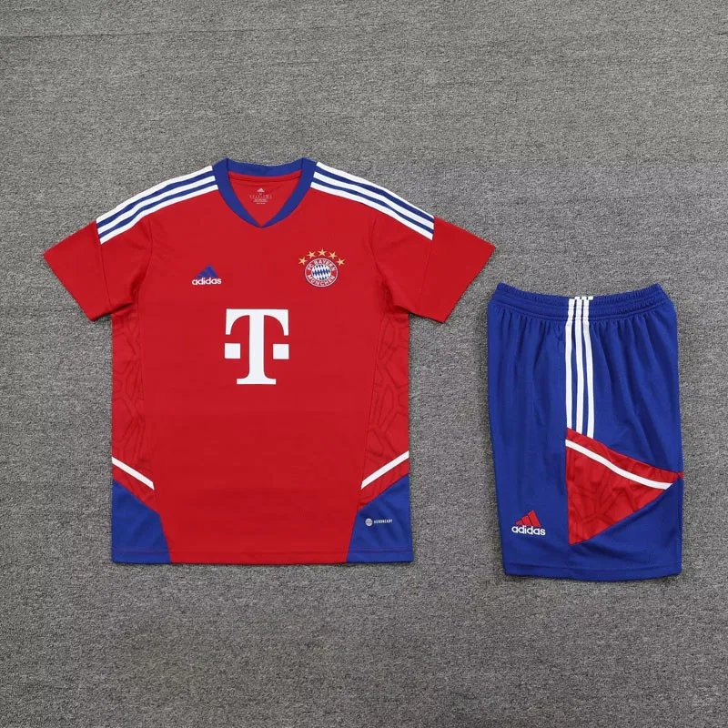 BAYERN MUNICH vest training suit 🔥