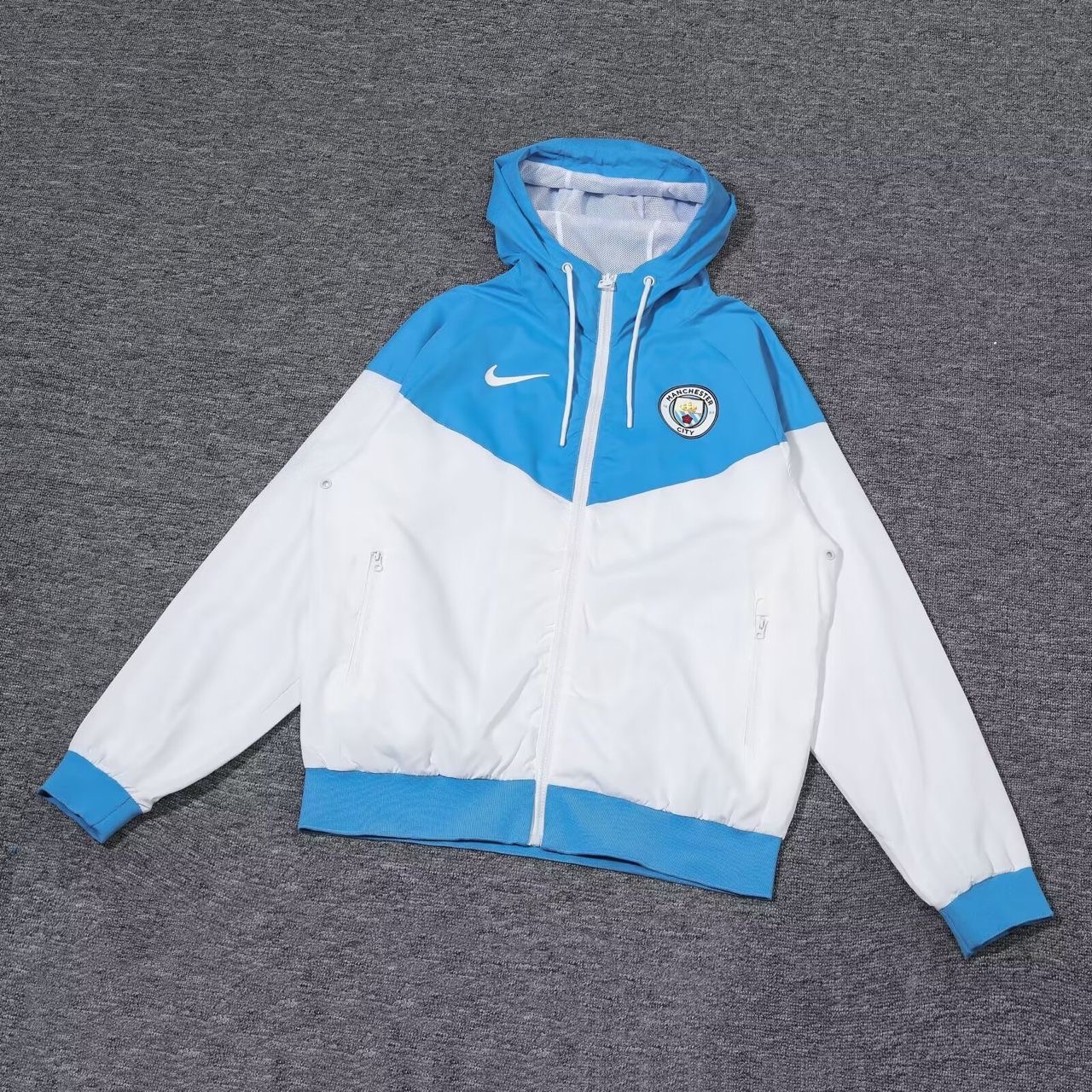 MANCHESTER CITY WINDBREAKER MANCHESTER CITY WINDBREAKER