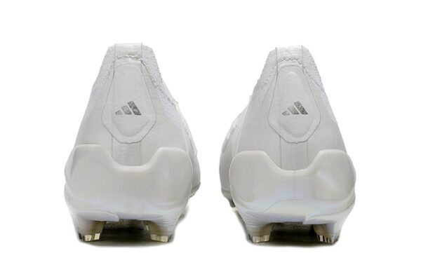 PREDATOR BOOTS