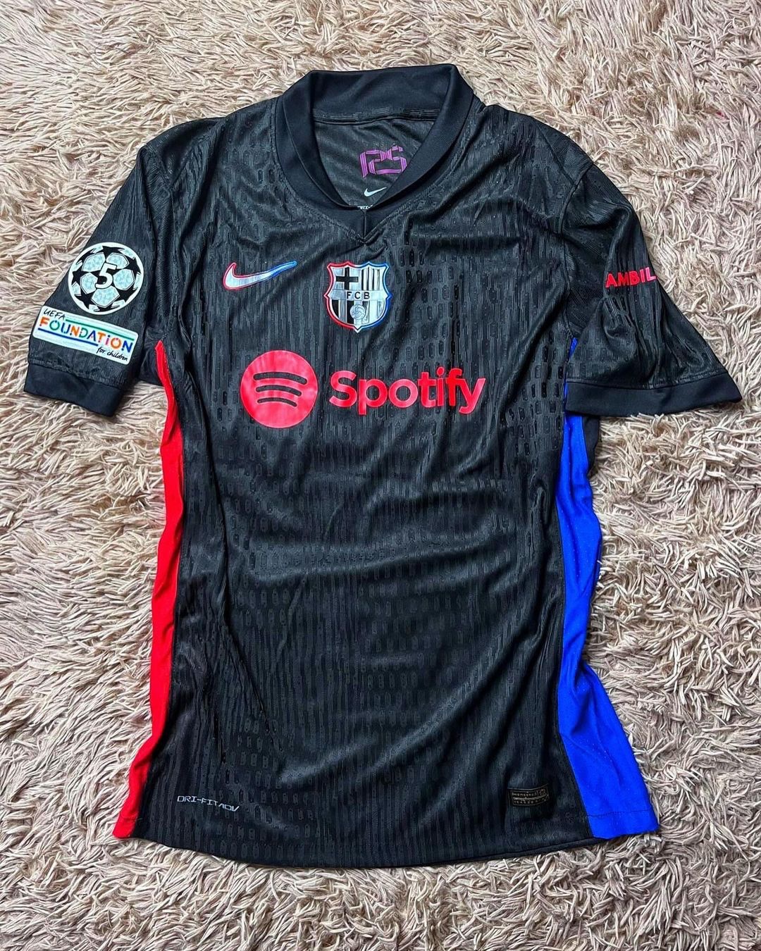 2024-2025 FC BARCELONA AWAY JERSEY