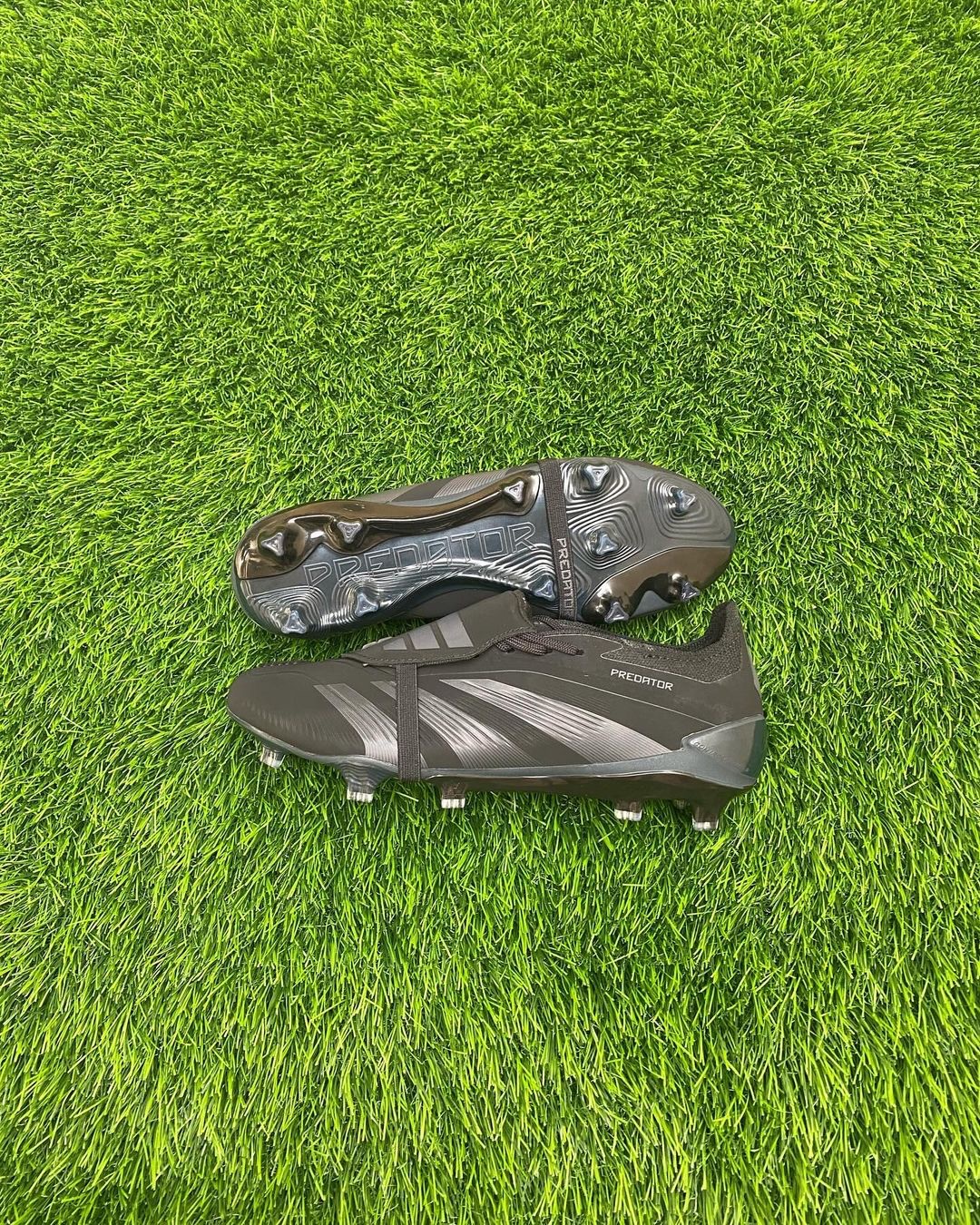 PREDATOR BOOTS 🔥