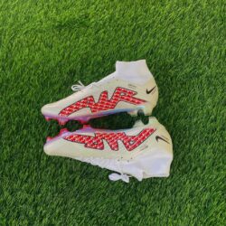 NIKE BOOTS 🔥