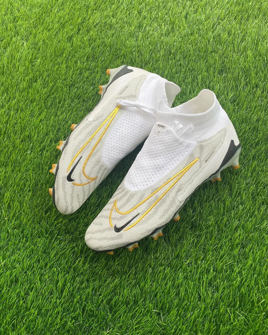 NIKE BOOTS 🔥
