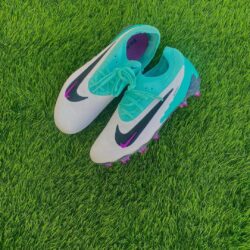 NIKE BOOTS 🔥