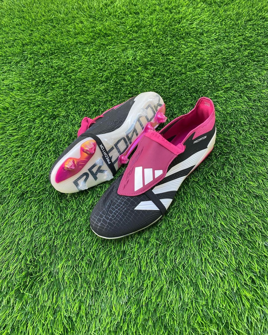 PREDATOR BOOTS 🔥