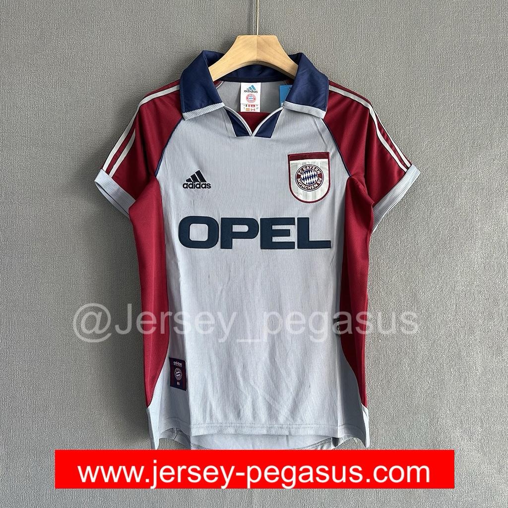 1998-1999 BAYERN MUNICH THIRD JERSEY