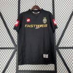 Juventus 01-02 Away