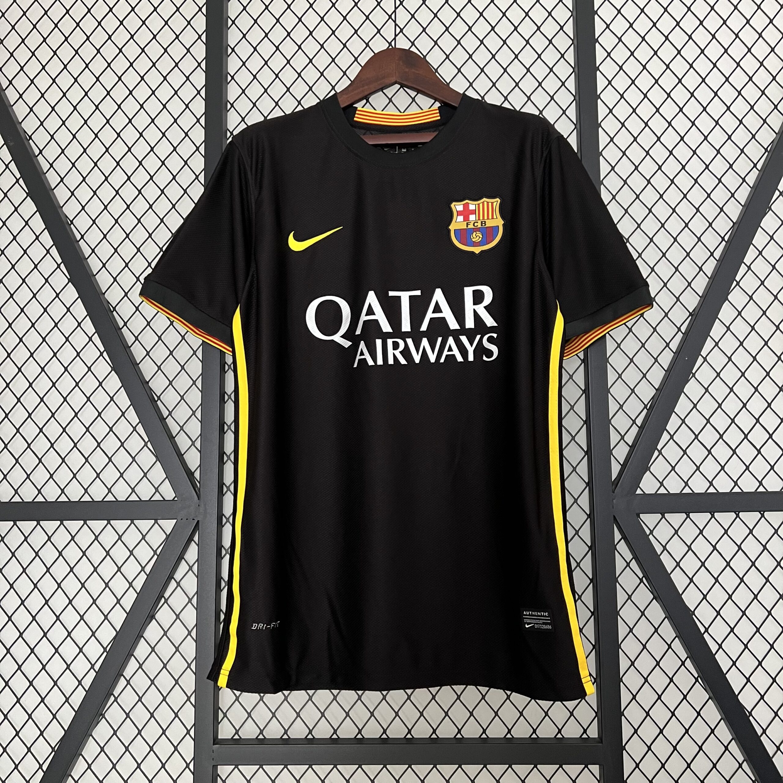 Barcelona 13-14 third away