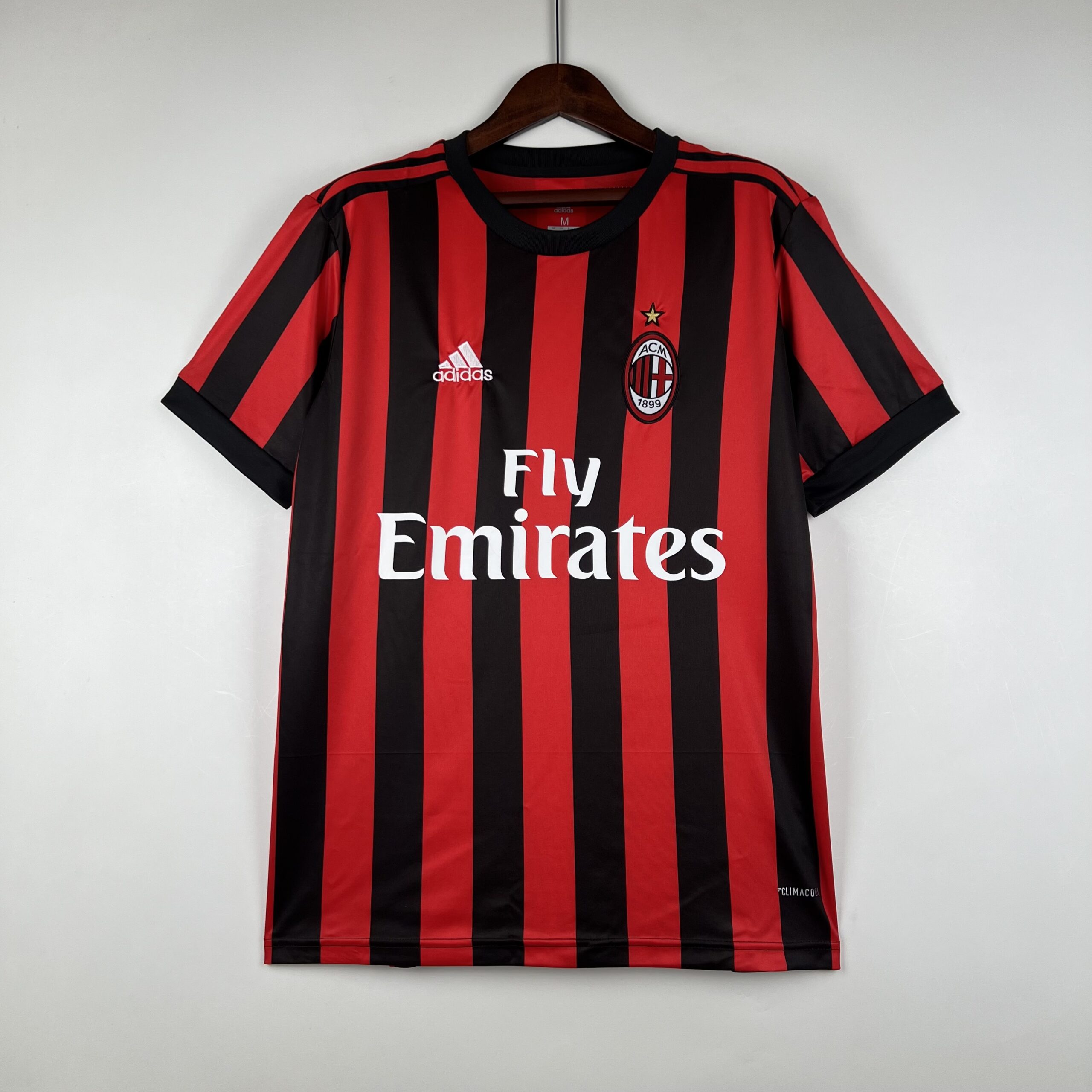 AC Milan 17-18 Home