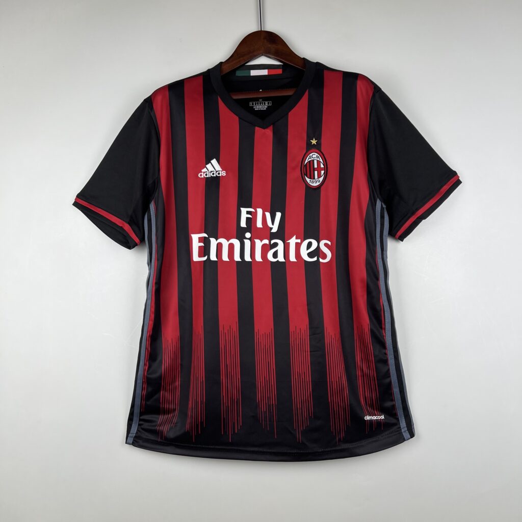 AC Milan 16-17 Home