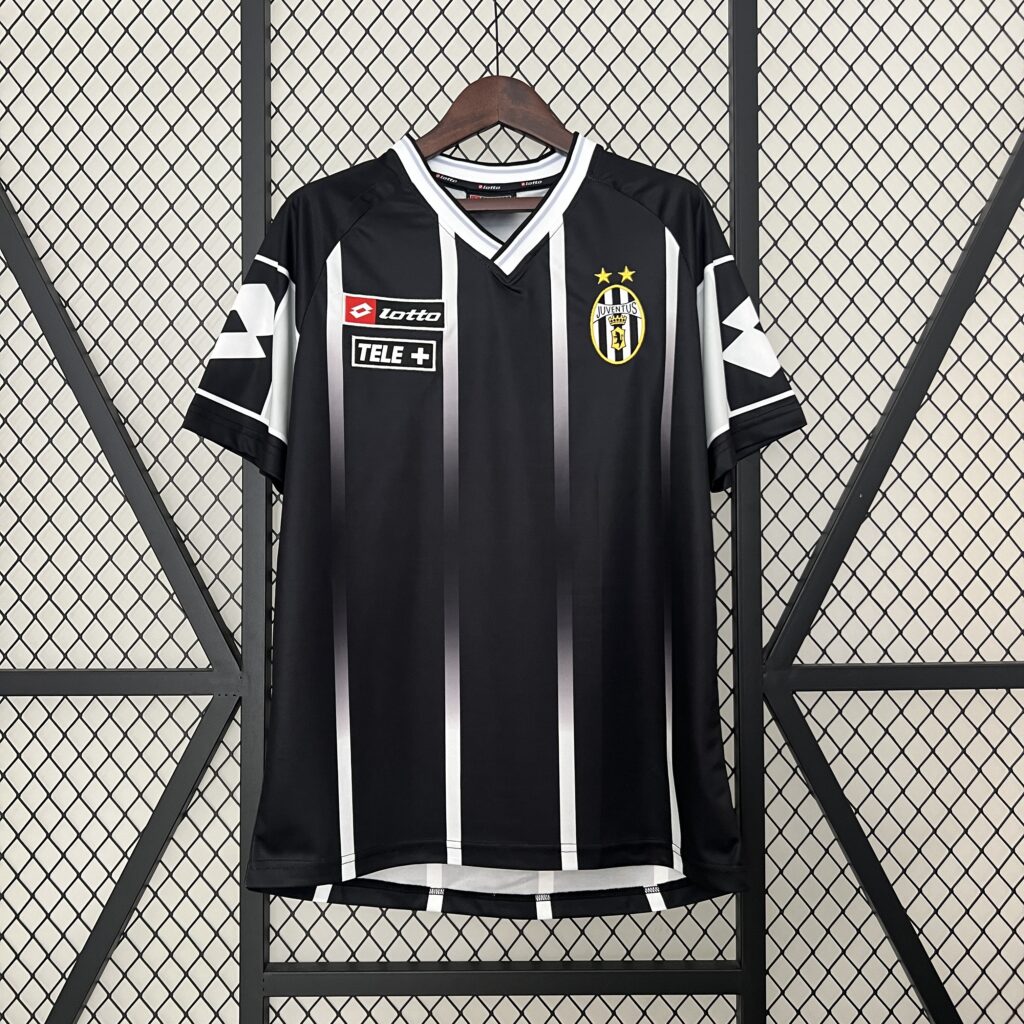 Juventus 00-01 Black