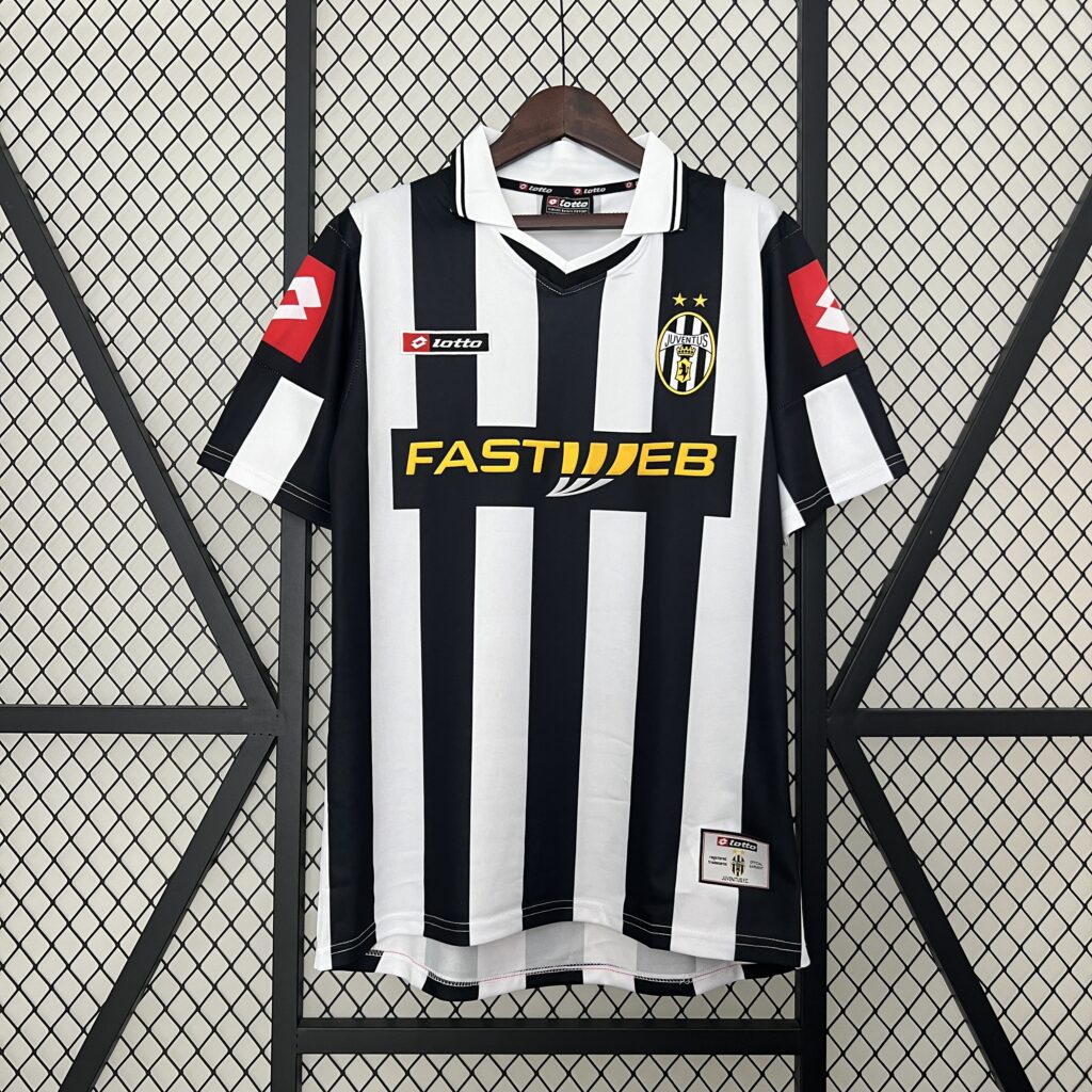 Juventus 01-02 Home