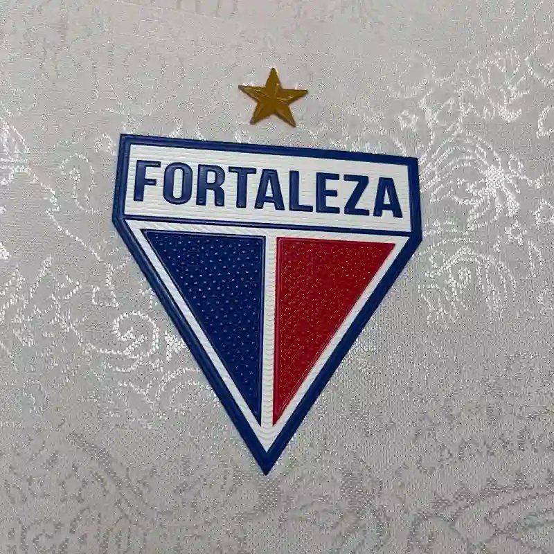24 25 Fortaleza Away 7