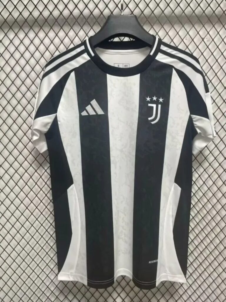 24-25 Juventus Soccer Jersey Home