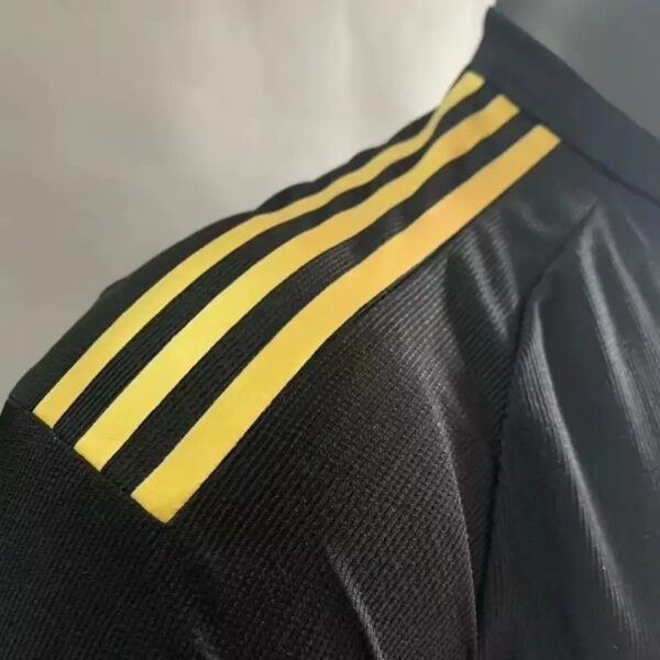 2425 Player Arsenal Special Edition Soccer Jersey 4