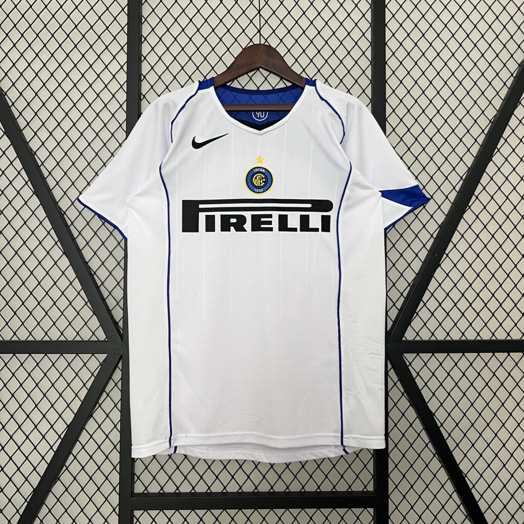 Inter Milan 04 05 Away
