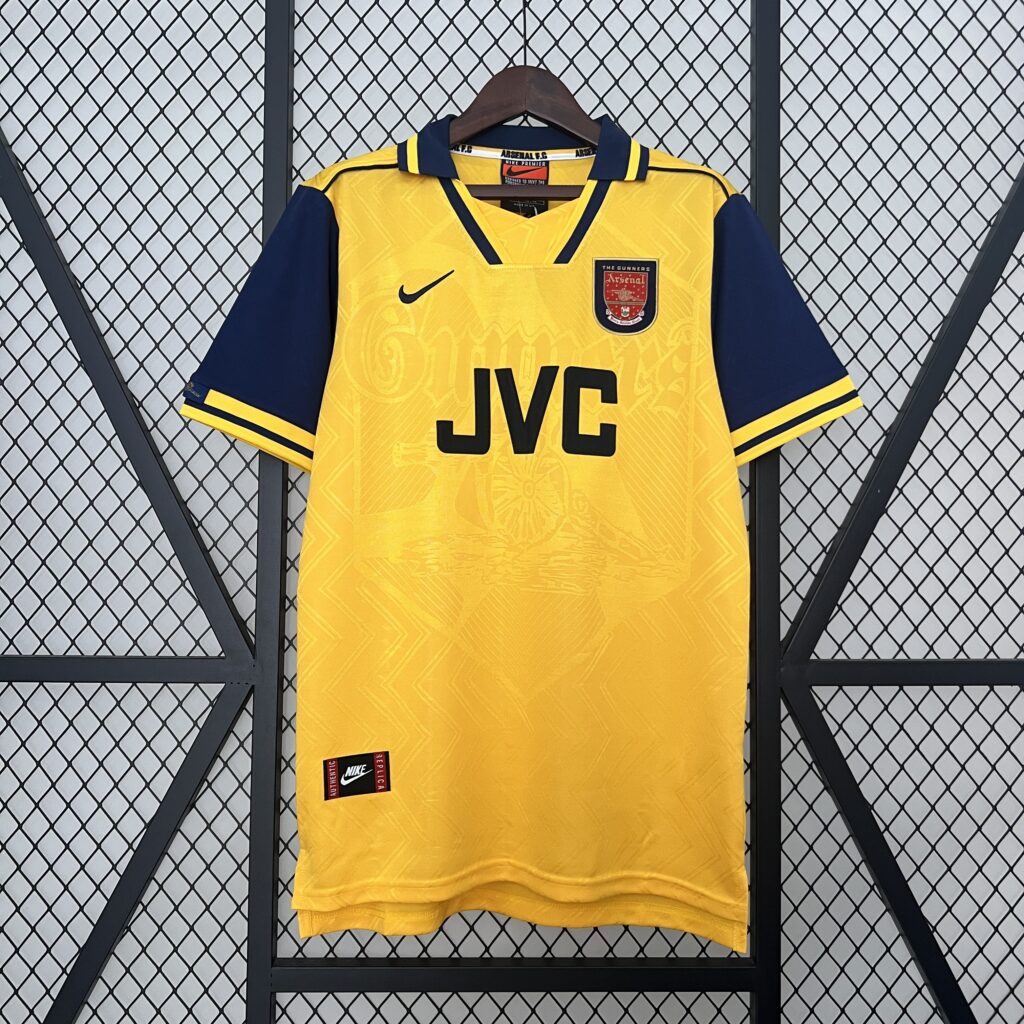 Arsenal 97 99 Away