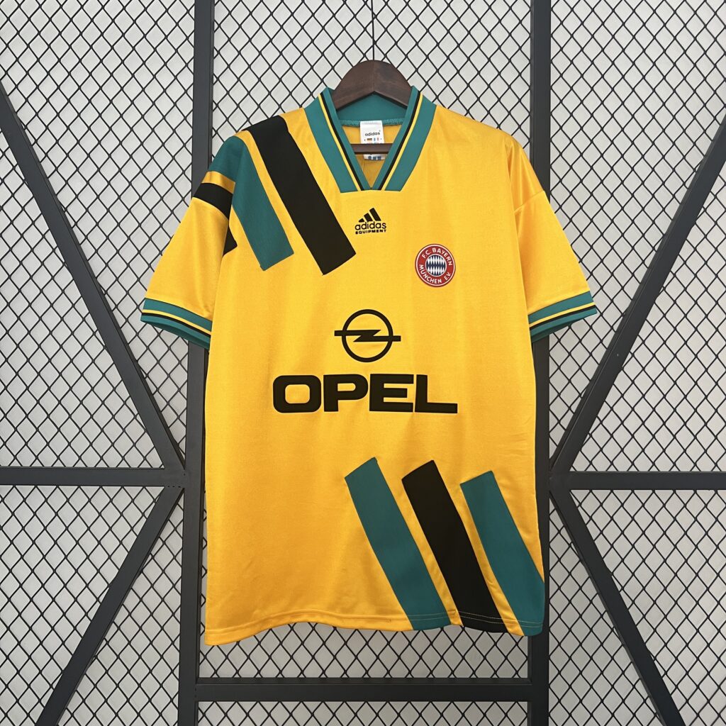 Bayern Munich 93-95 Away