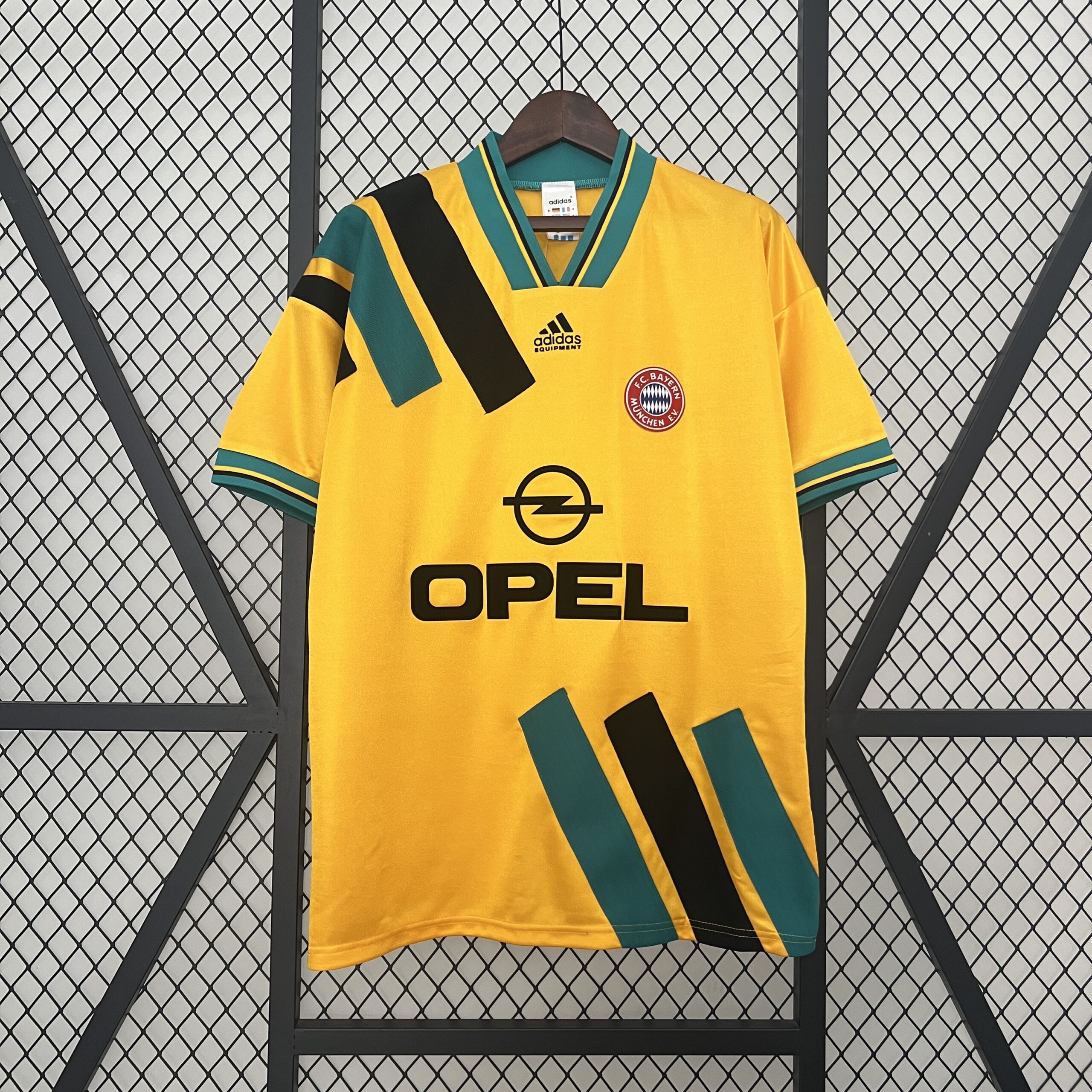 Bayern Munich 93-95 Away Bayern Munich 93-95 Away