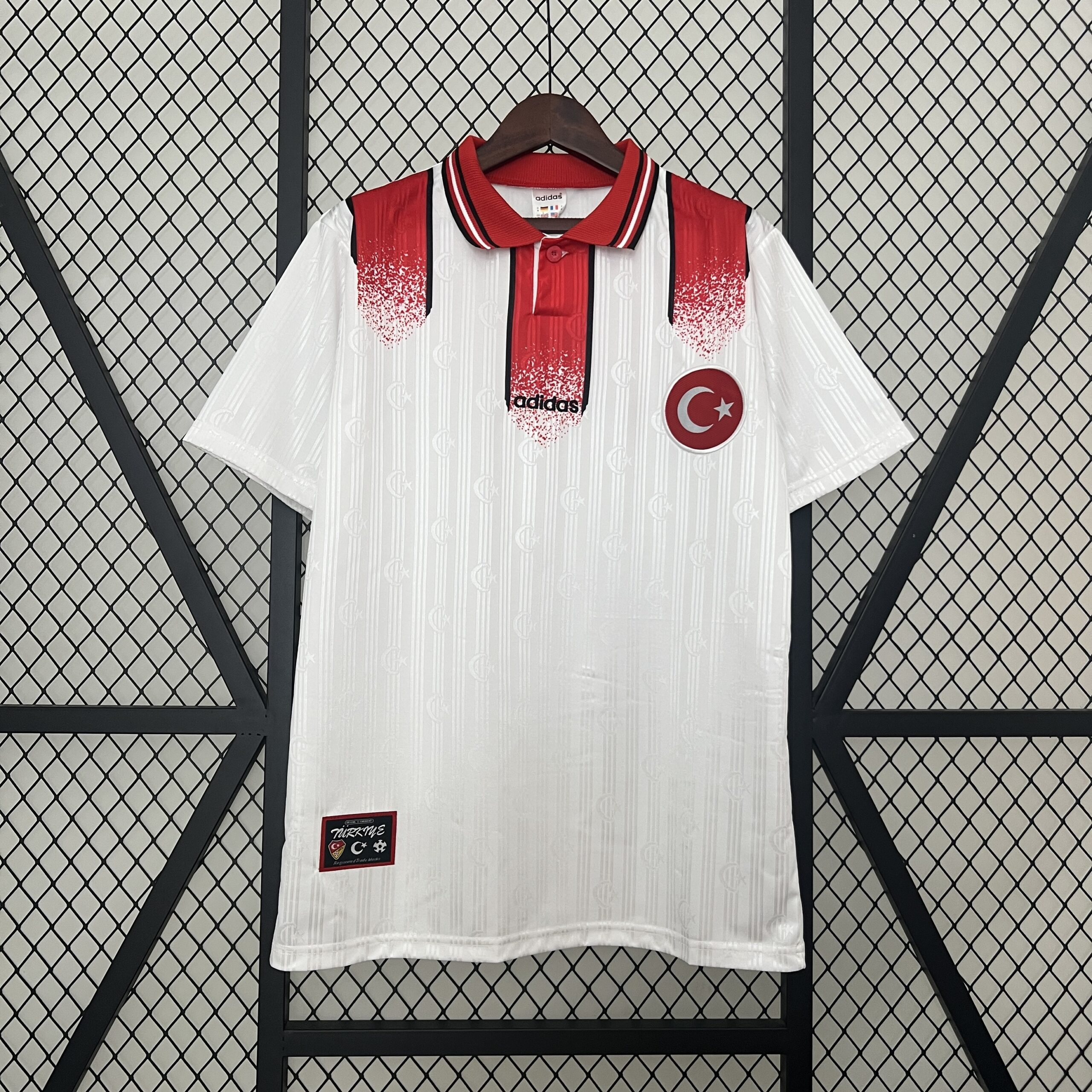 Türkiye 1996 Away