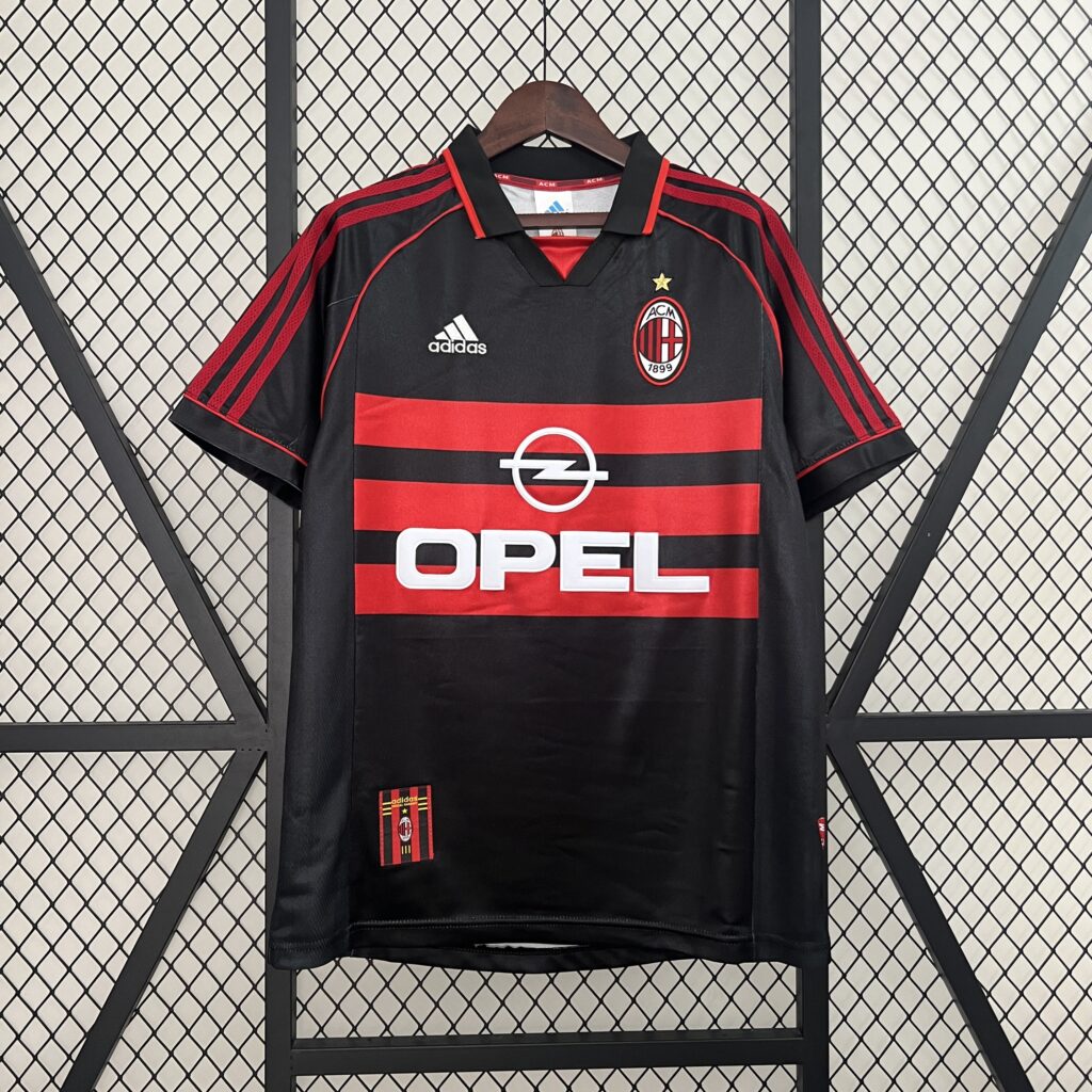 AC Milan third away