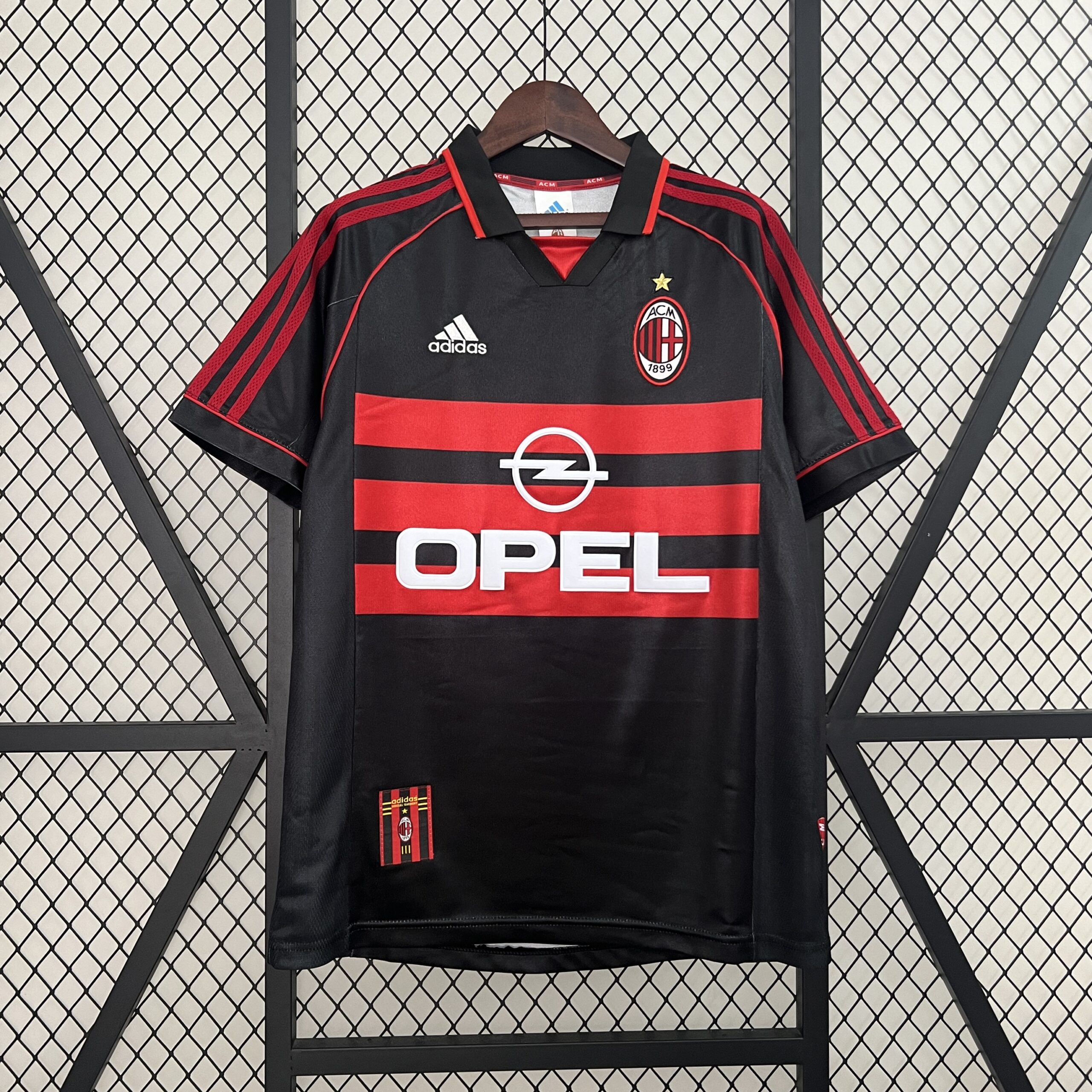AC Milan third away